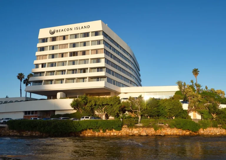 beacon island resort hotel 3711102 768x545