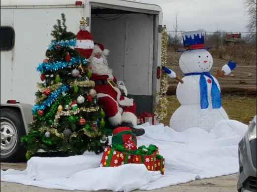 Oshawa Santa Clause imgi 25 Santa s Parade of Lights Oshawa Gallery1